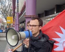 De Londres a Santiago, protestas del Comité por una Internacional de Trabajadores (CIT) en embajadas argentinas en defensa de los activistas de izquierda César Arakaki y Daniel Ruiz